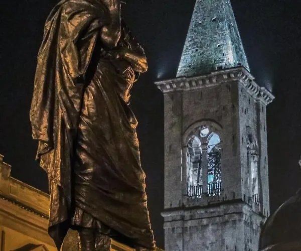 فندق مبيت وإفطار Mela__bii *